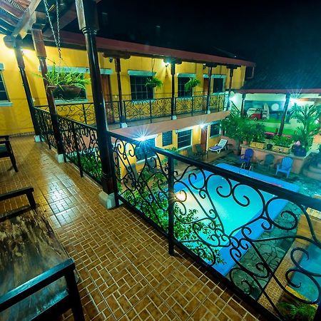 Fullmoon Hotel Granada Exterior photo
