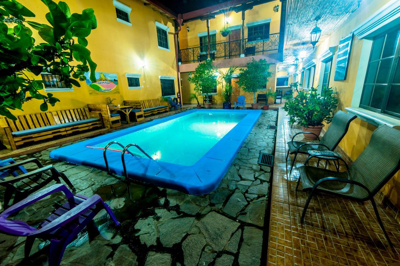 Fullmoon Hotel Granada Exterior photo