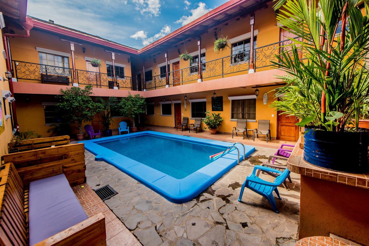 Fullmoon Hotel Granada Exterior photo